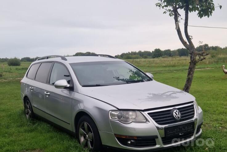 Volkswagen Passat Variant 1 generation wagon (5 doors)