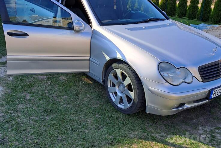 Mercedes-Benz C-Class W203/S203/CL203 wagon 5-doors