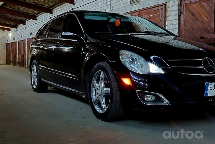 Mercedes-Benz R-Class W251 Minivan Long