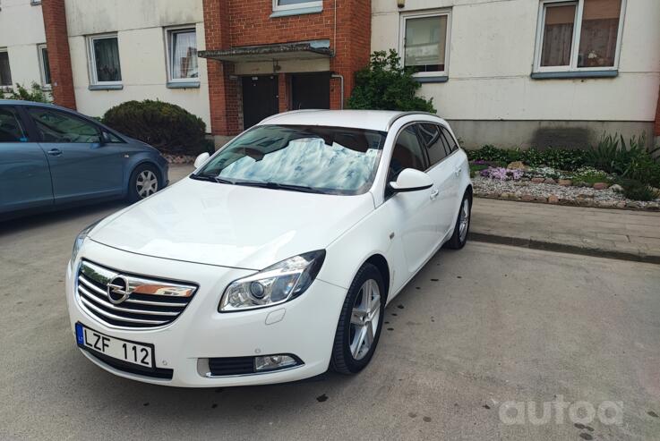 Opel Insignia A Sports Tourer wagon 5-doors