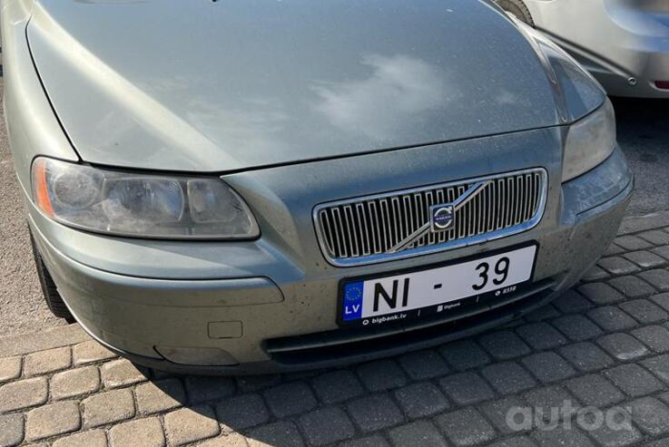 Volvo V70 2 generation [restyling] wagon 5-doors