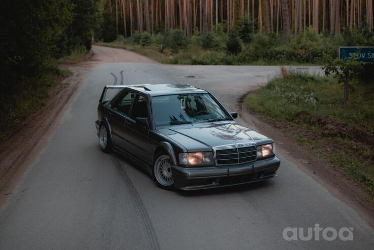 Mercedes-Benz 190 (W201) 1 generation