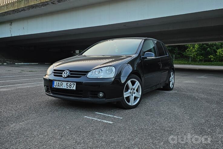 Volkswagen Golf 5 generation Hatchback 5-doors