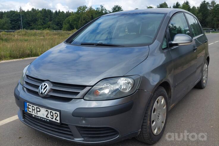 Volkswagen Golf Plus 1 generation