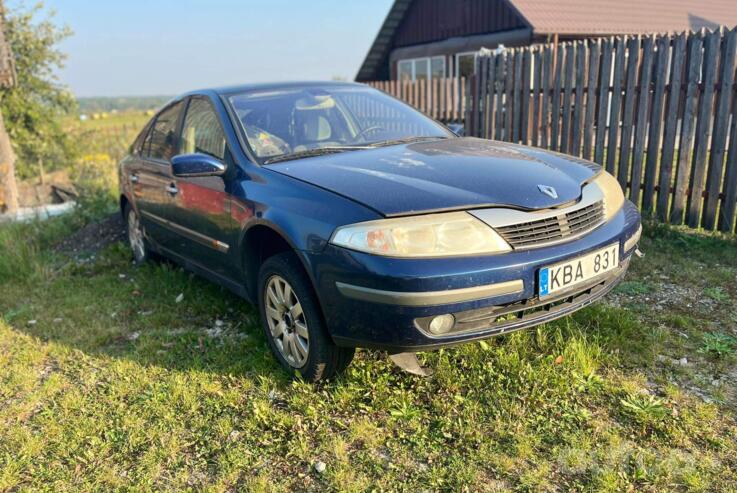 Renault Laguna 2 generation Liftback