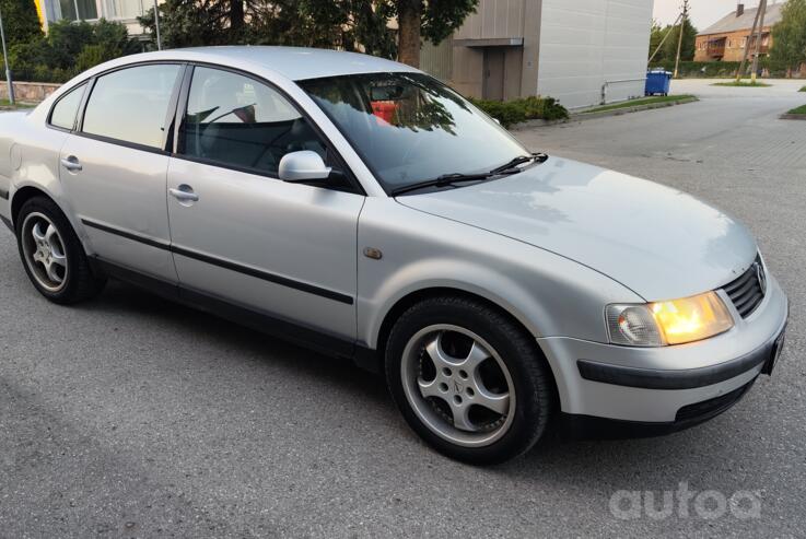 Volkswagen Passat B5 Sedan 4-doors