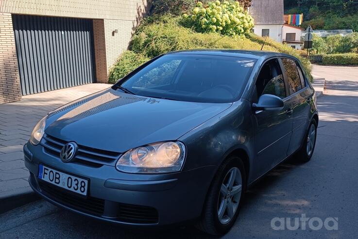 Volkswagen Golf 5 generation Hatchback 5-doors