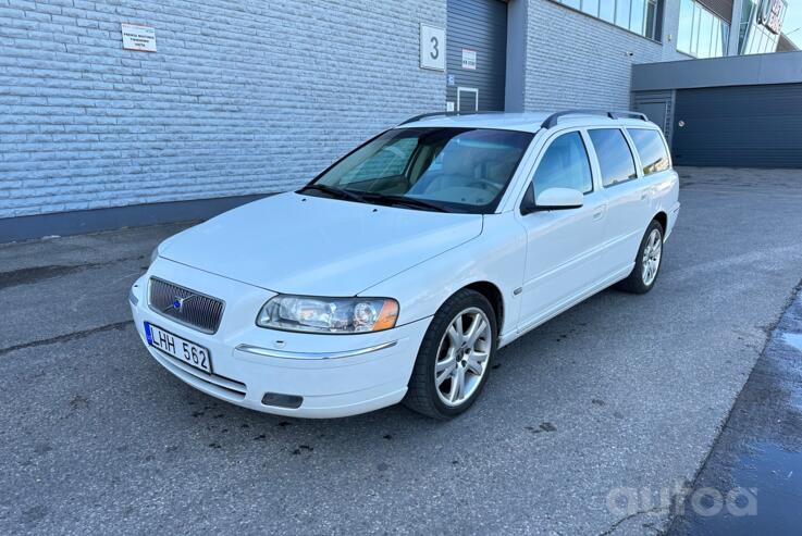 Volvo V70 2 generation [restyling] wagon 5-doors