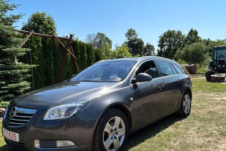 Opel Insignia A Sports Tourer wagon 5-doors