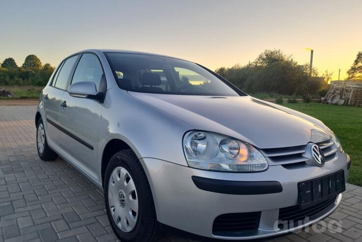 Volkswagen Golf 5 generation Hatchback 5-doors