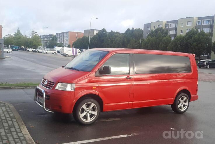 Volkswagen Transporter T5 Minivan 4-doors