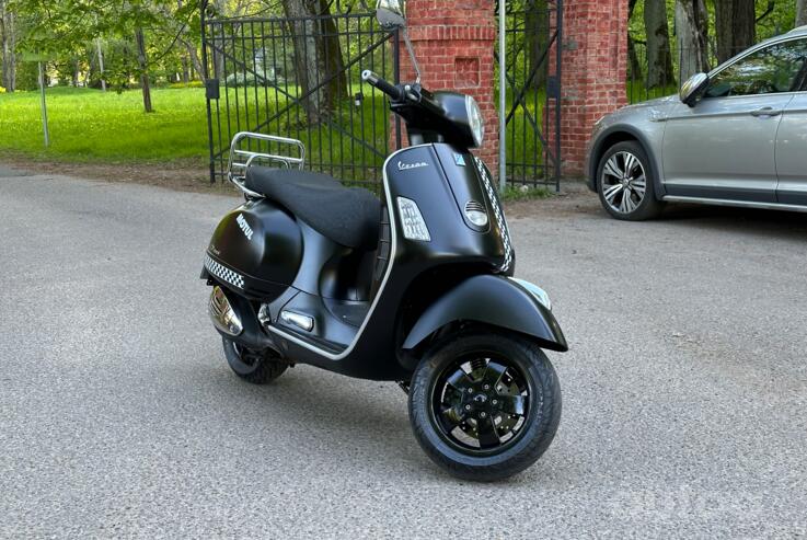 Vespa GTS