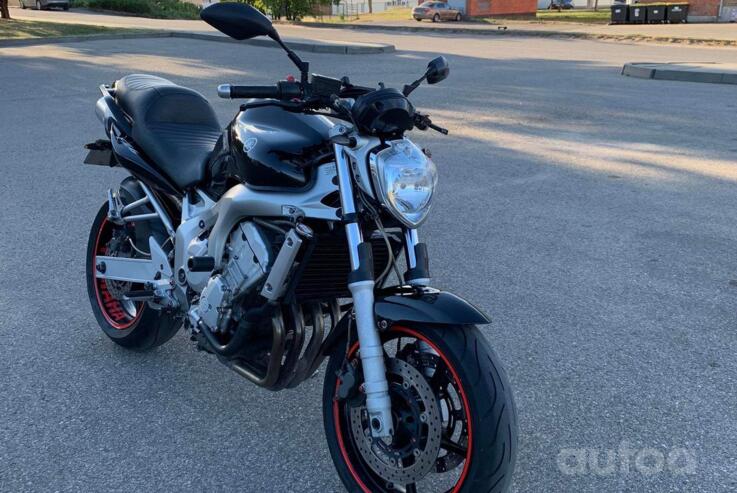 Yamaha FZ