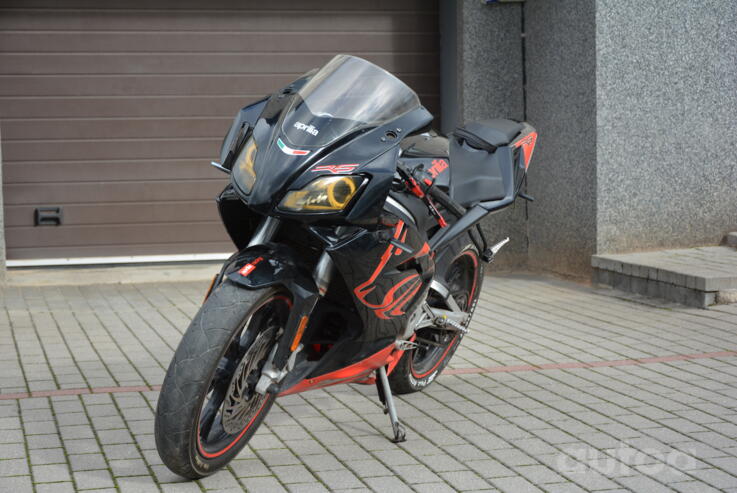 Aprilia RS