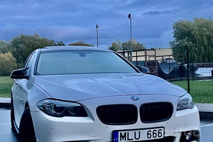 BMW 5 Series F07/F10/F11 Sedan
