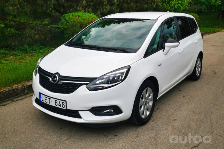 Opel Zafira C [restyling] Minivan