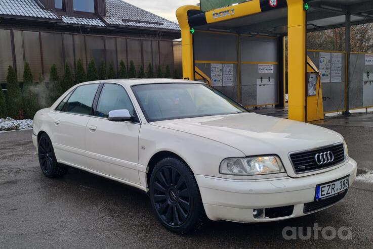 Audi A8 D2/4D [restyling] Sedan 4-doors