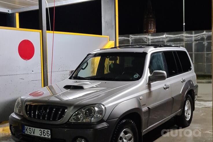 Hyundai Terracan 1 generation SUV