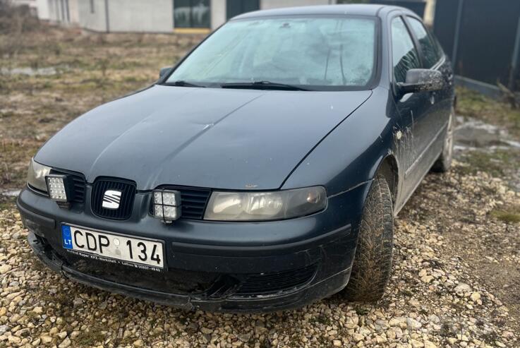 SEAT Leon 1 generation Hatchback