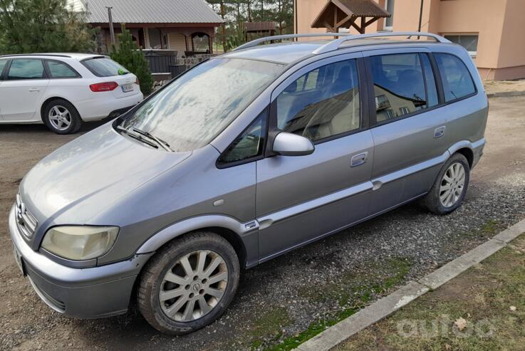 Opel Zafira A [restyling] Minivan 5-doors