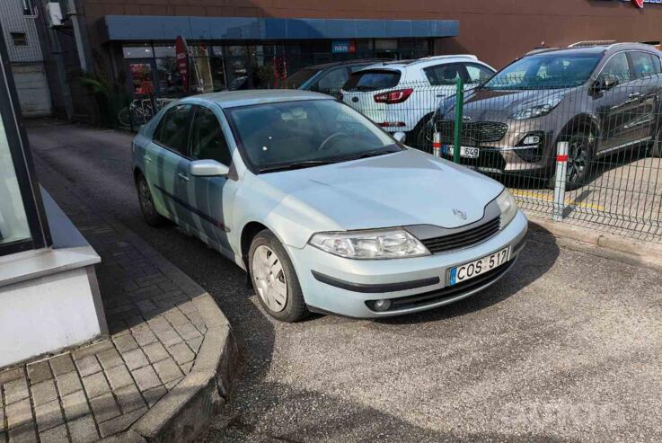 Renault Laguna 2 generation Liftback