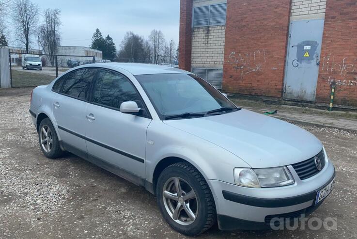 Volkswagen Passat B5 Sedan 4-doors