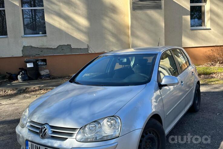 Volkswagen Golf 5 generation Hatchback 5-doors