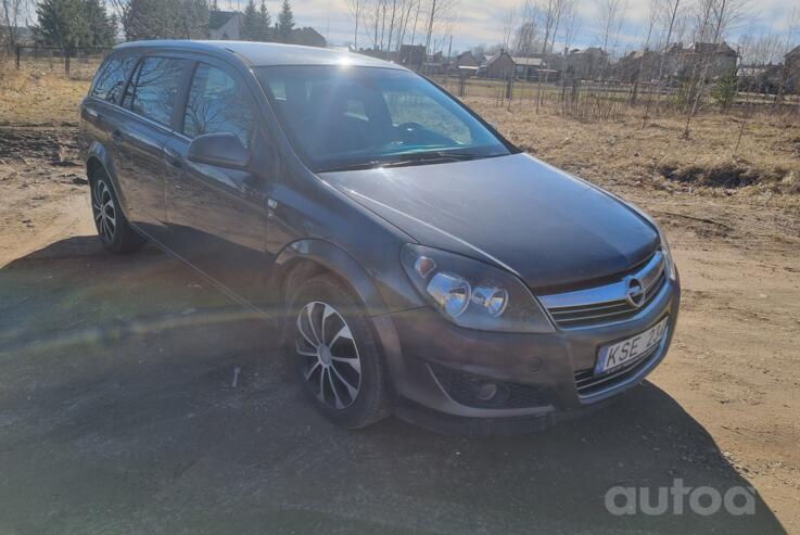 Opel Astra H [restyling]