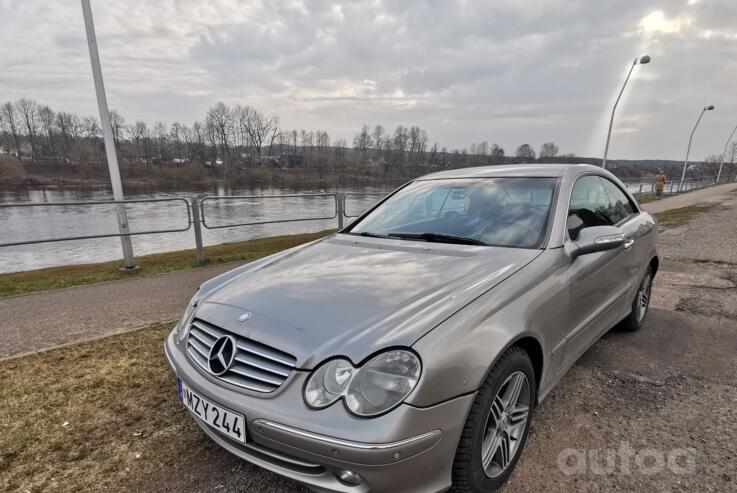 Mercedes-Benz CLK-Class C209 Coupe-Hardtop