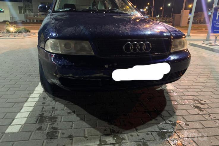 Audi A4 B5 Sedan