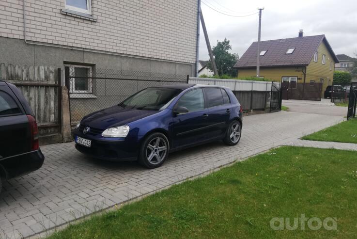 Volkswagen Golf 5 generation Hatchback 5-doors