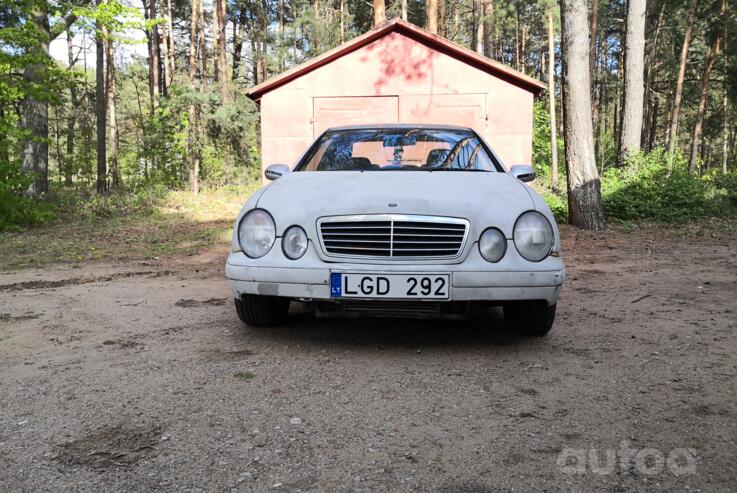 Mercedes-Benz CLK-Class C208 Coupe