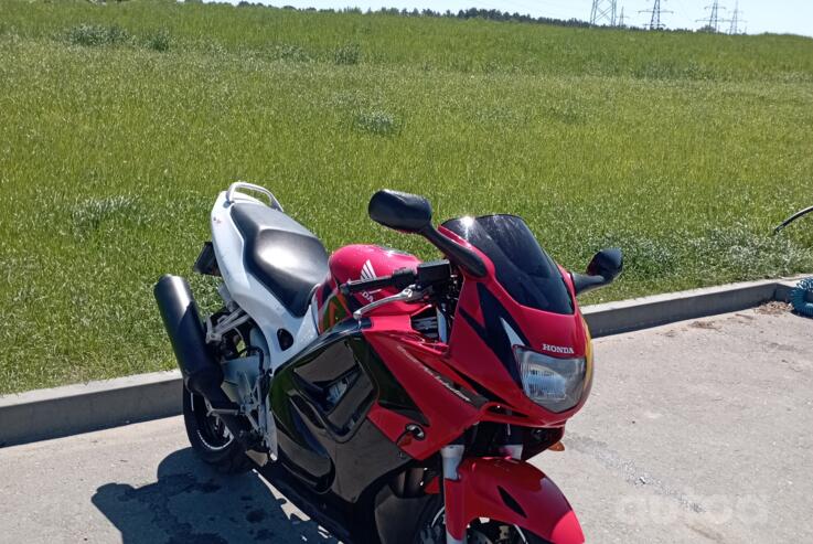 Honda CBR