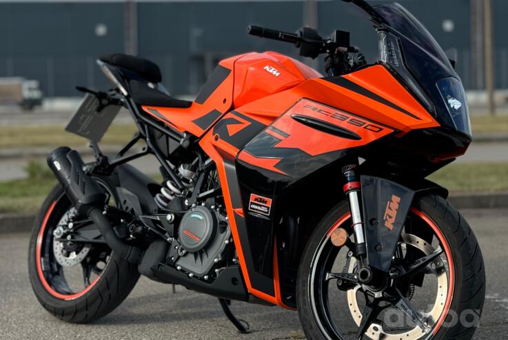 KTM RC