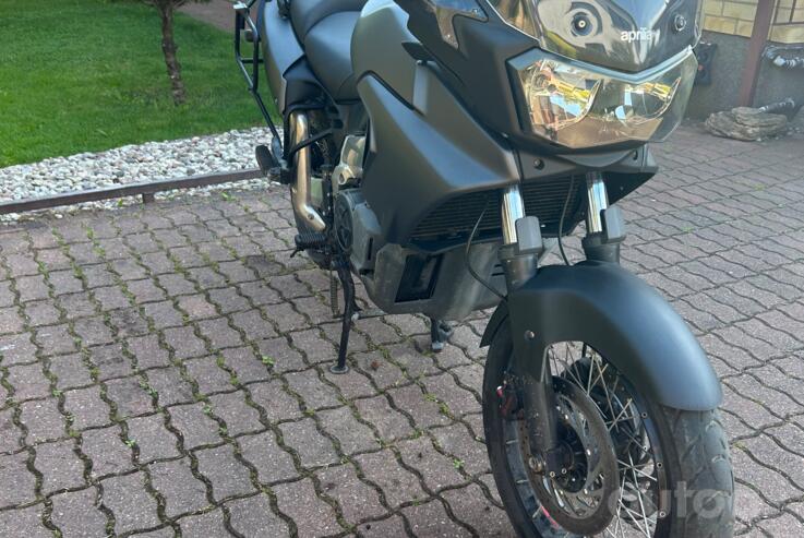 Aprilia Caponord