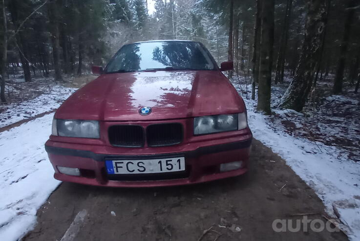 BMW 3 Series E30 [restyling] Sedan