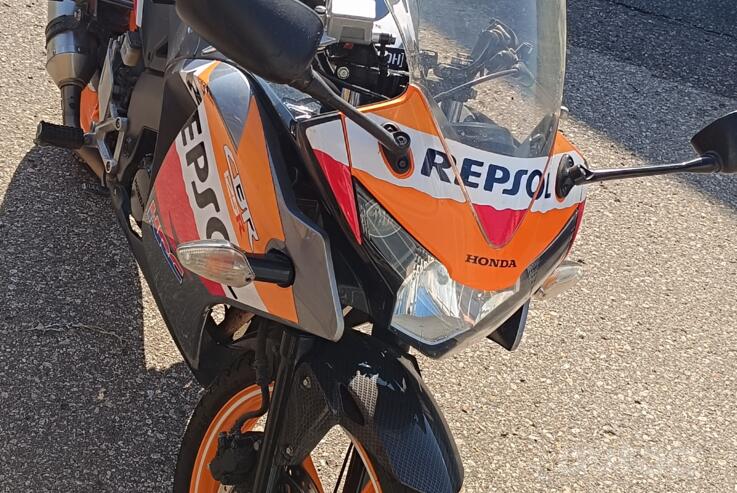 Honda CBR