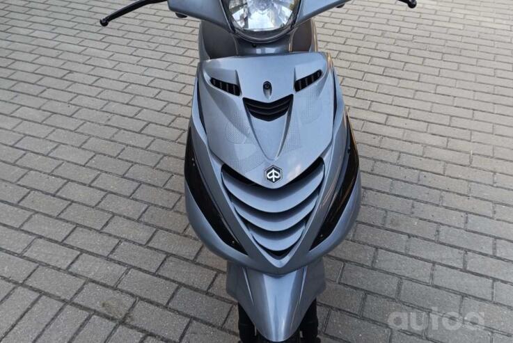 Piaggio Zip 50