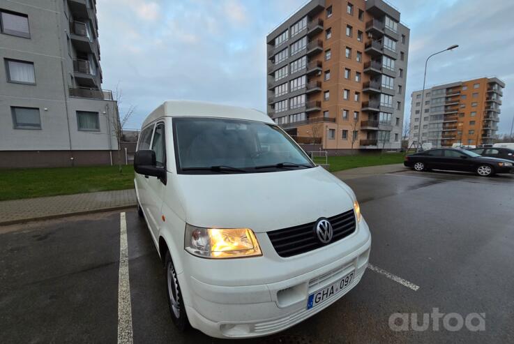 Volkswagen Transporter T5 Minivan 4-doors