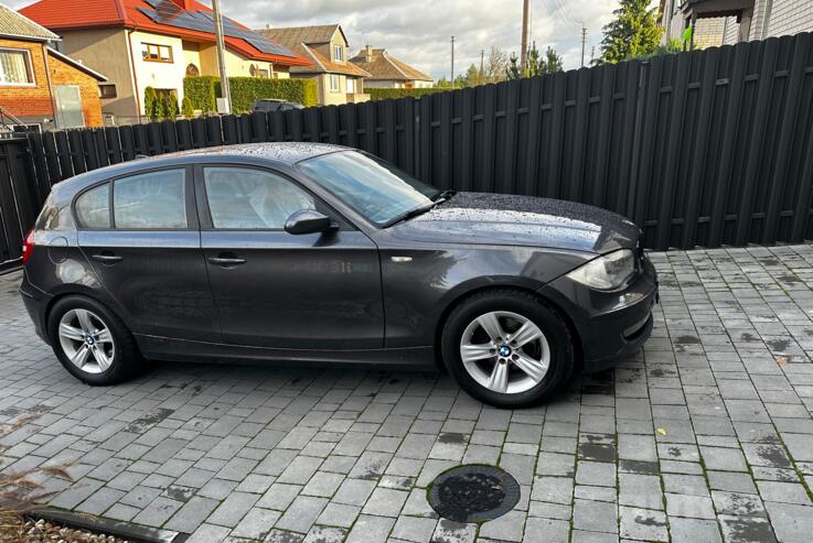 BMW 1 Series E81-E88