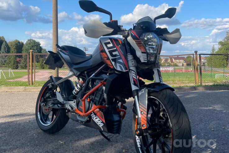 KTM Duke