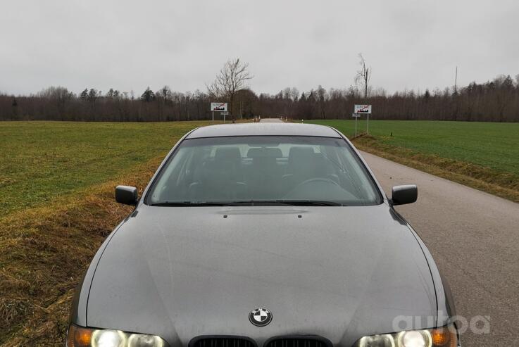 BMW 5 Series E39 Sedan 4-doors