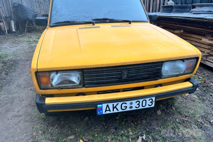 VAZ (Lada) 2105 1 generation Sedan