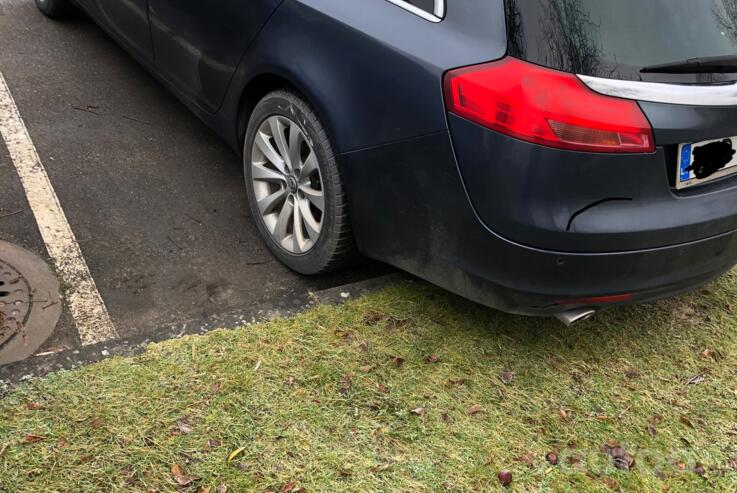Opel Insignia A Sports Tourer wagon 5-doors