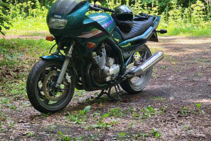 Yamaha XJ