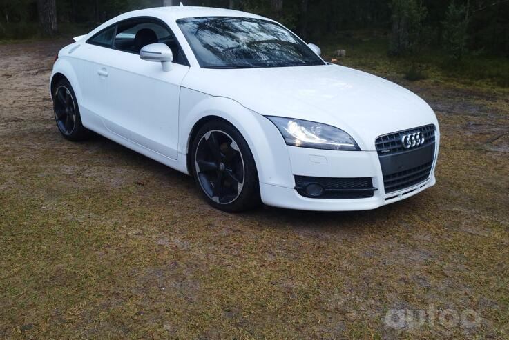 Audi TT 8J Coupe