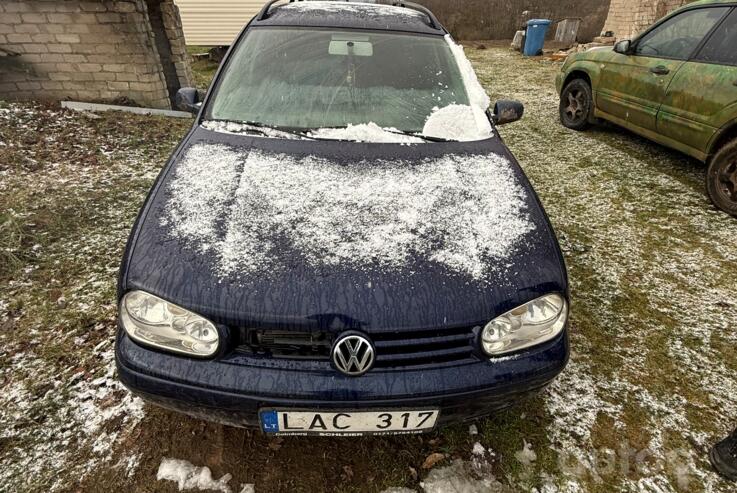 Volkswagen Golf 4 generation wagon