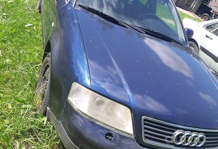 Audi A6 4B/C5 Sedan