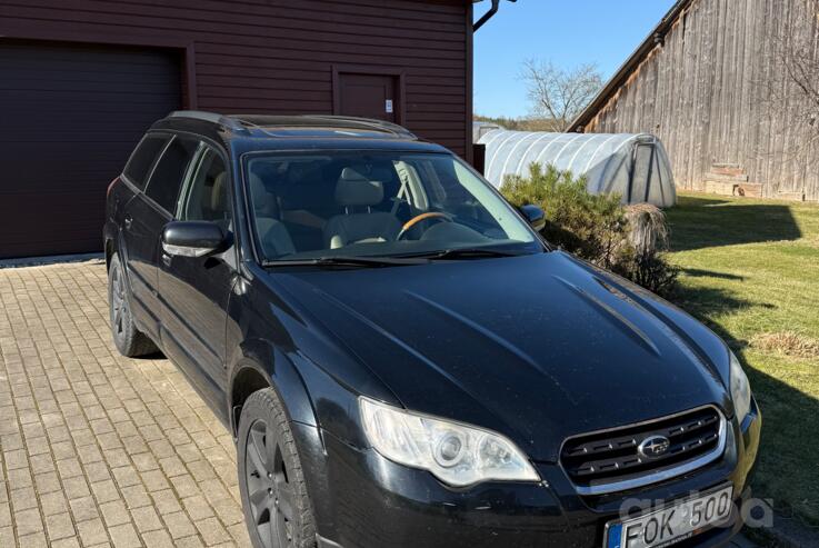 Subaru Outback 3 generation wagon