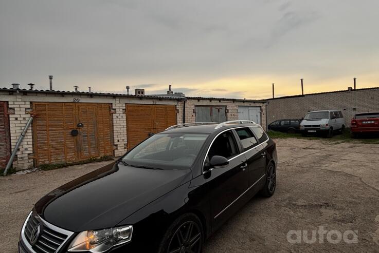 Volkswagen Passat B6 wagon 5-doors
